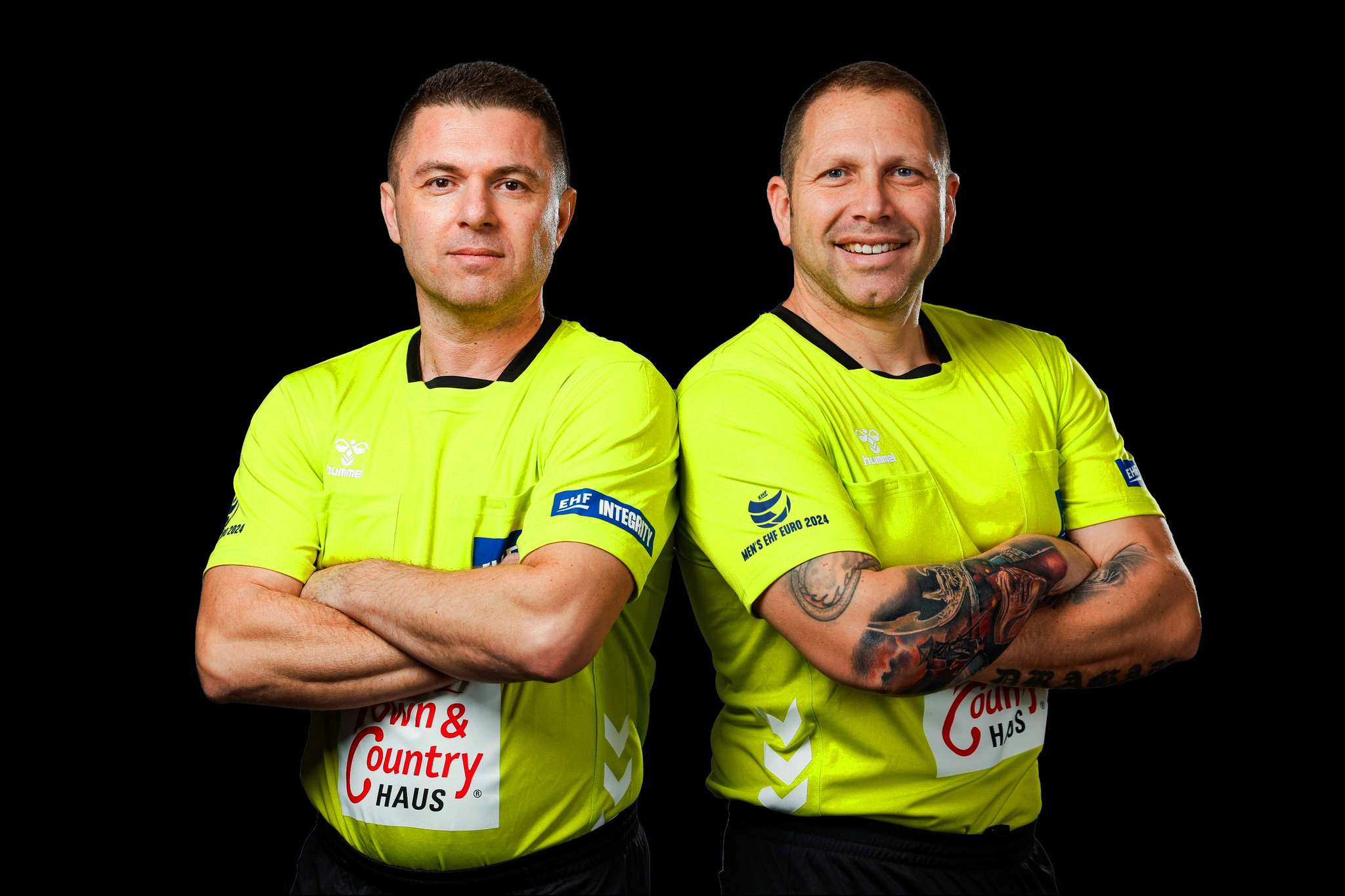 Симултан Бакнеж, или зошто постојано се слуша ЕХФ МАФИА?